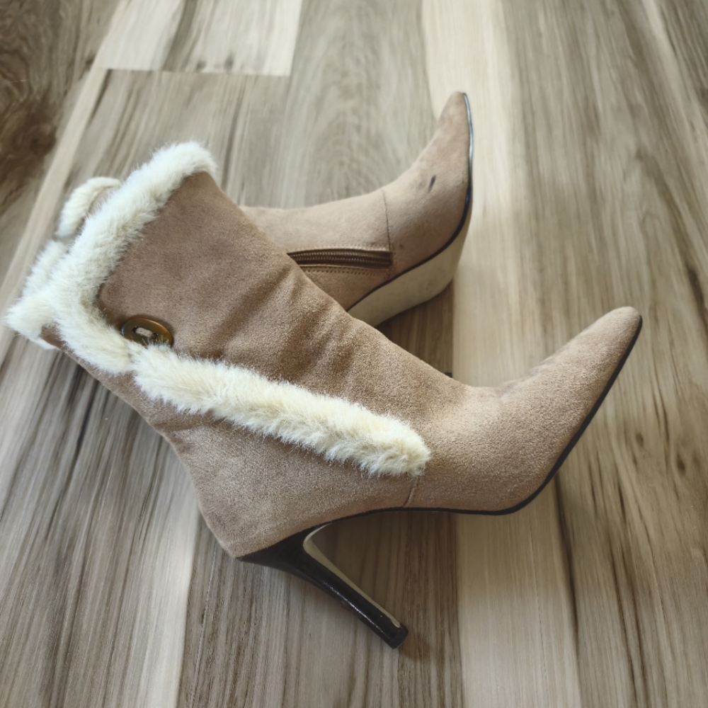 Tan Suede And Faux Fur Pointed Toe Stiletto Boots Women's 7.5 - Picture 5 of 15
